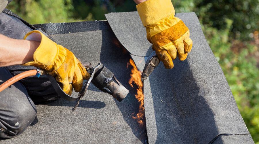 Expert new roof installation services in Littleton, IL